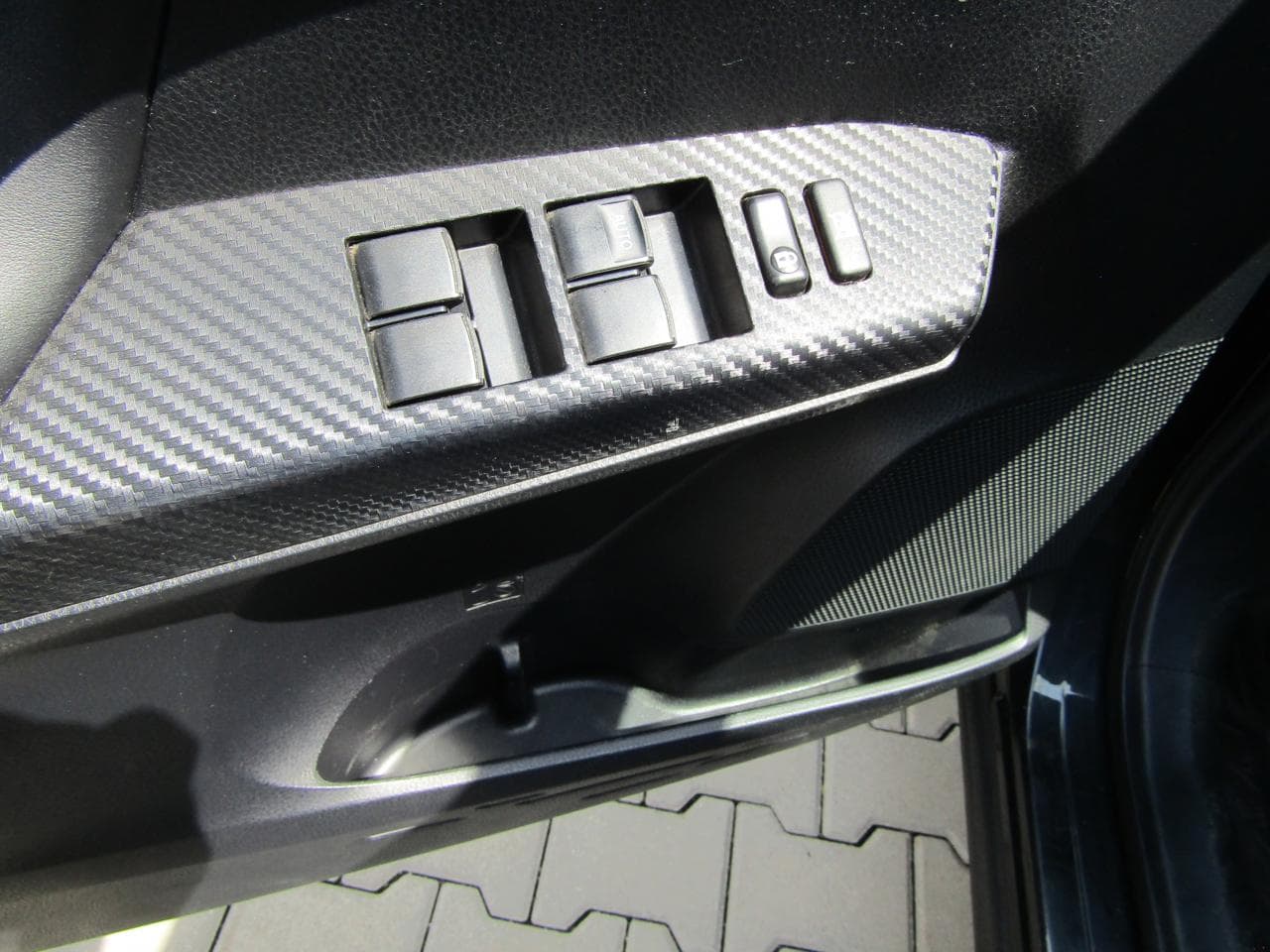 2014 Toyota RAV4 - 14