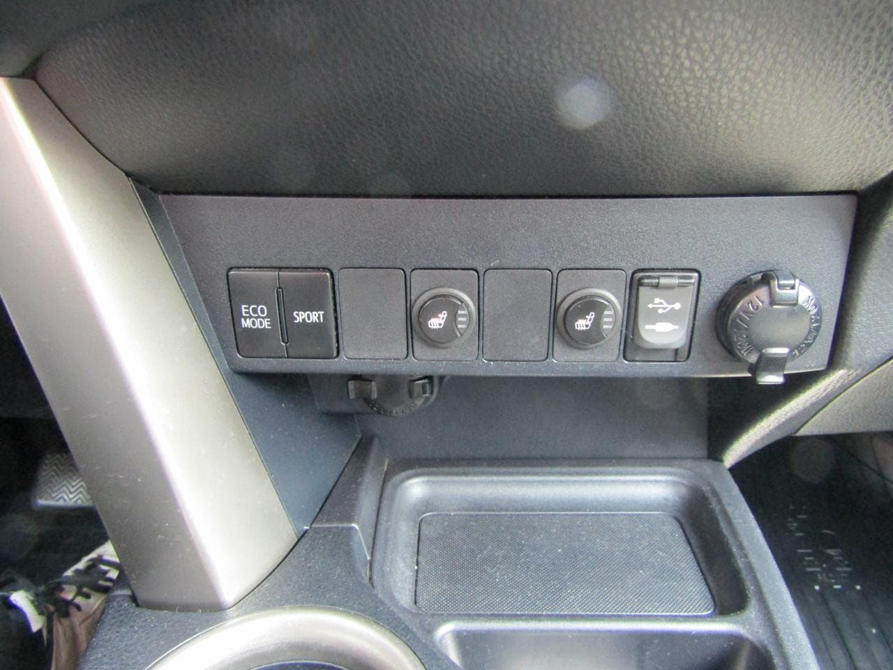 2014 Toyota RAV4 - 15