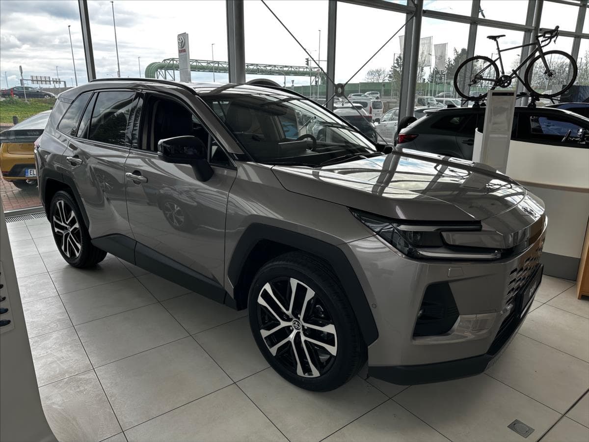 2026 Toyota RAV4 - 3