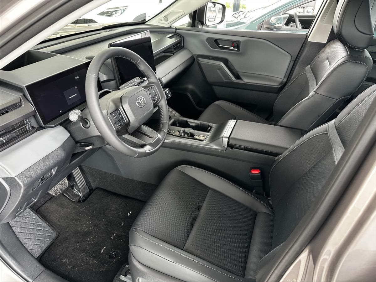 2026 Toyota RAV4 - 5