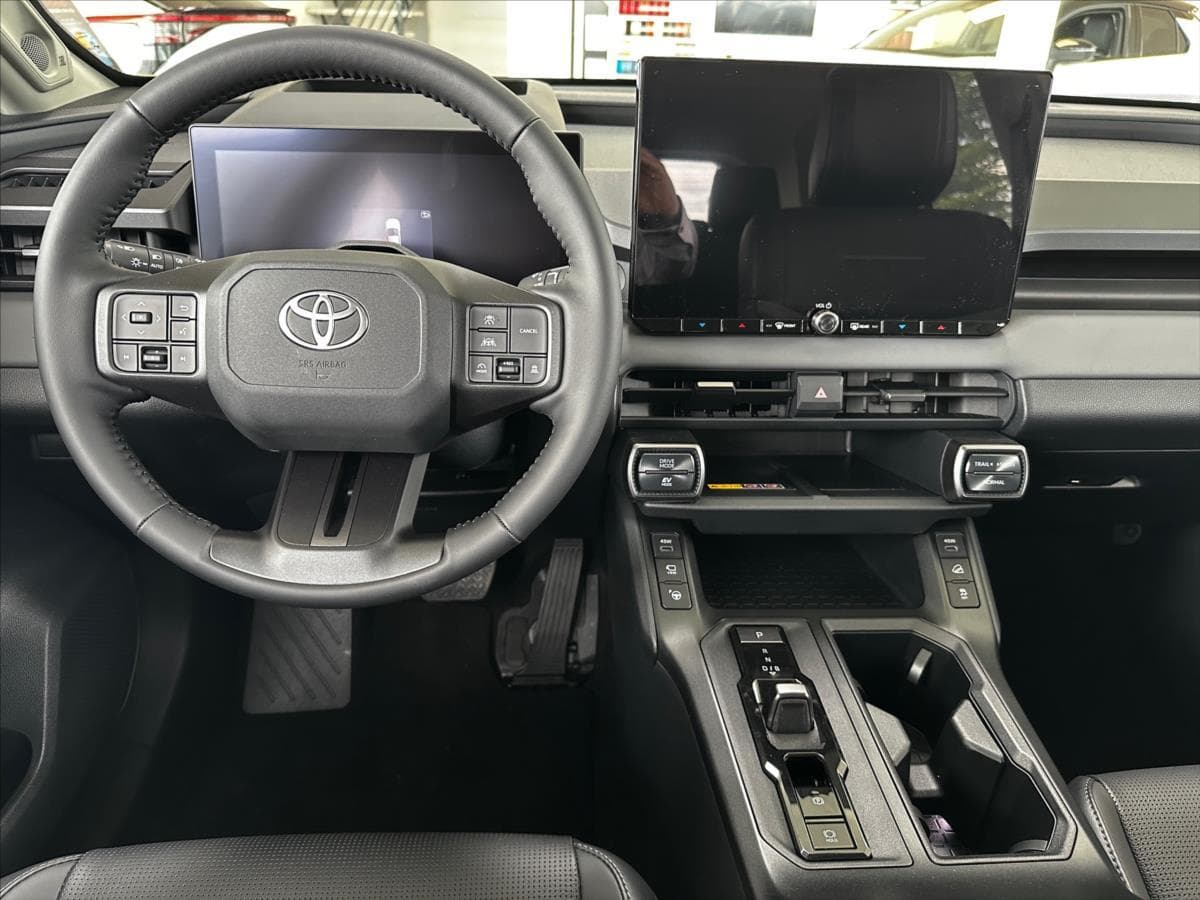 2026 Toyota RAV4 - 8
