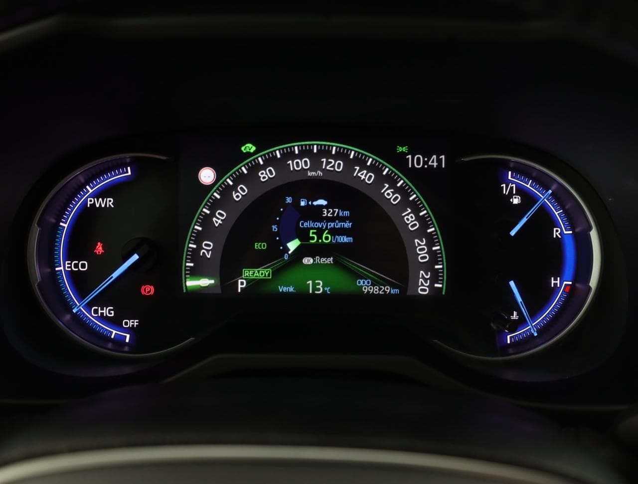 2021 Toyota RAV4 - 24