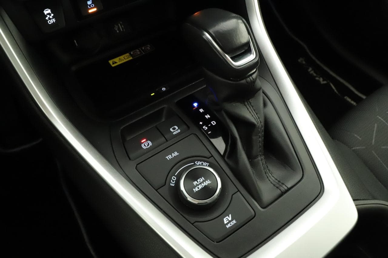 2023 Toyota RAV4 - 18