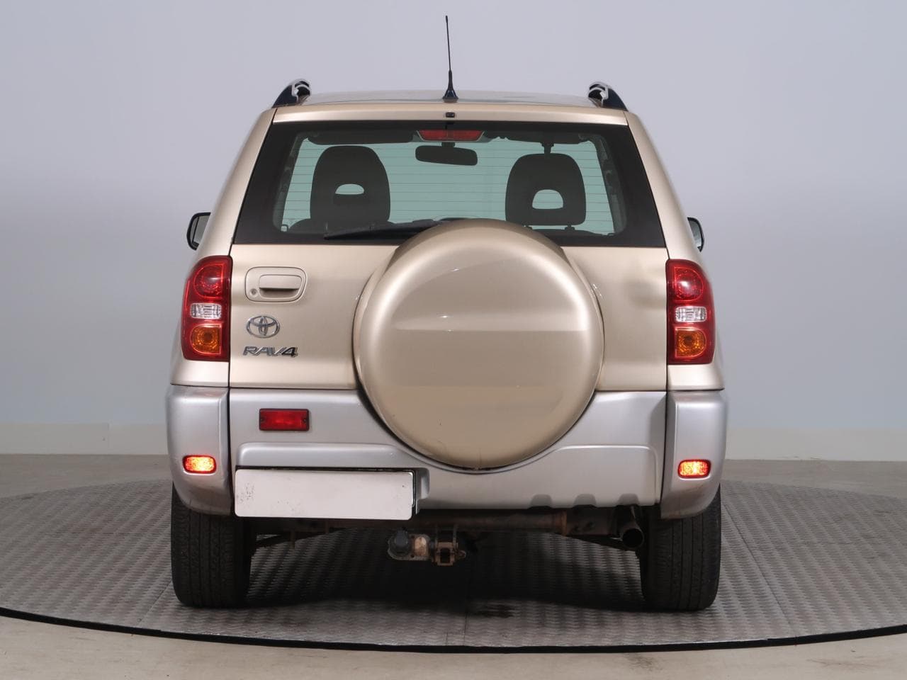 2004 Toyota RAV4 - 6
