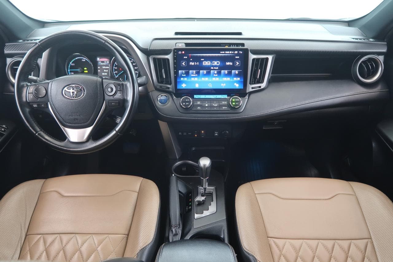 2017 Toyota RAV4 - 10