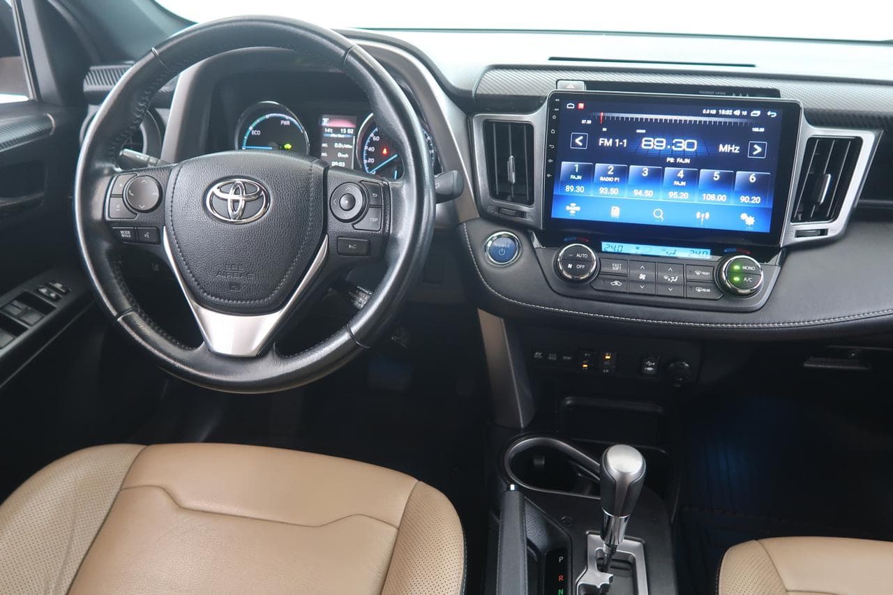 2017 Toyota RAV4 - 9