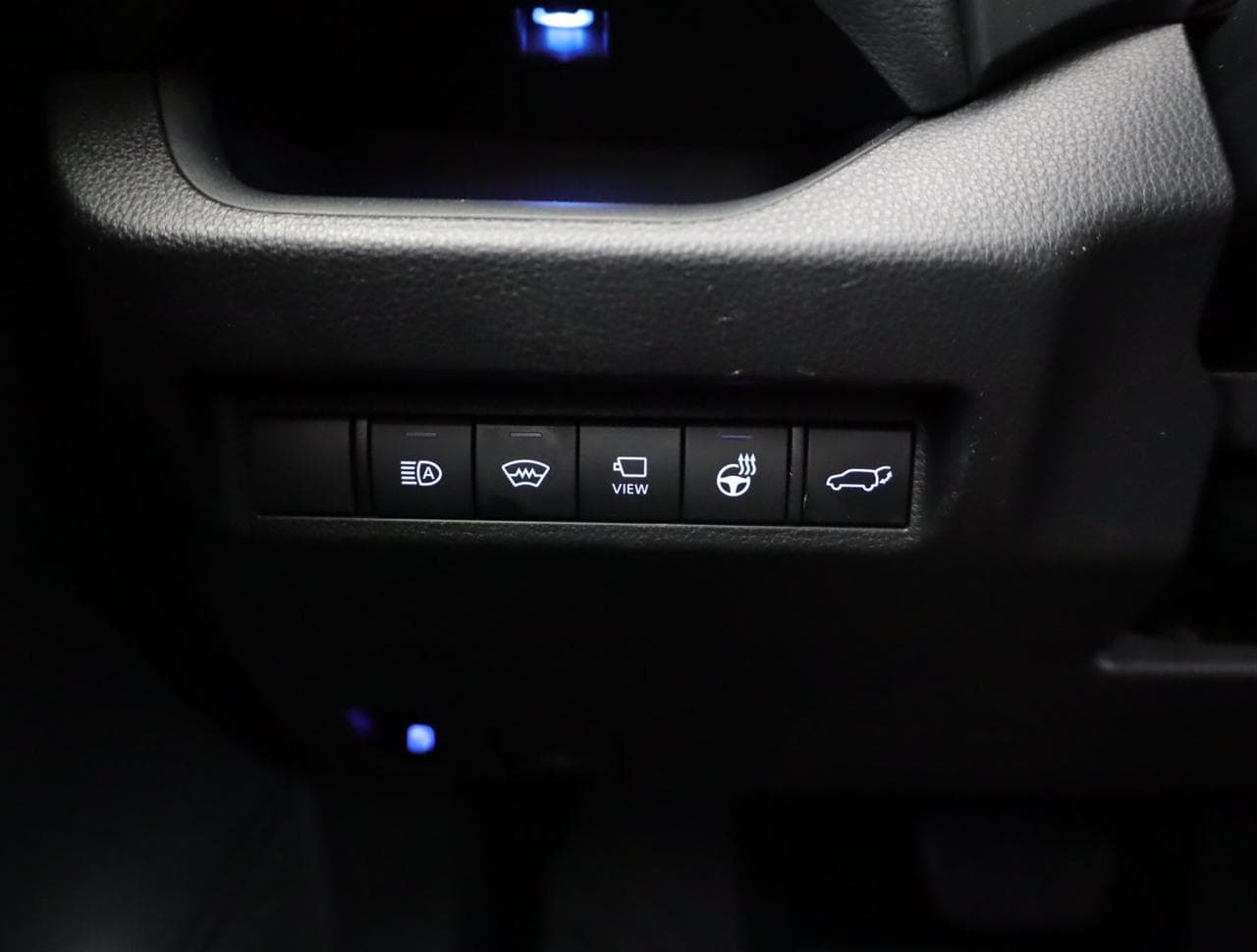 2020 Toyota RAV4 - 19