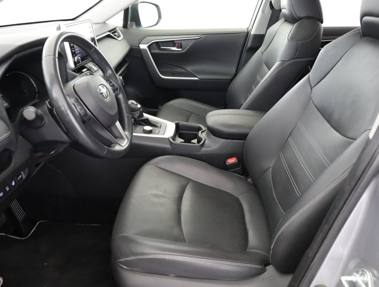 2020 Toyota RAV4 - 13