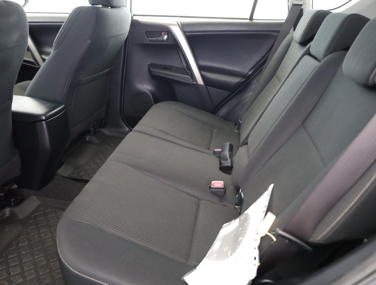 2014 Toyota RAV4 - 12