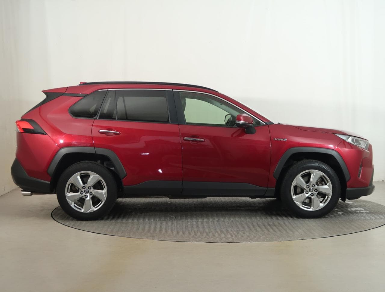 2019 Toyota RAV4 - 12