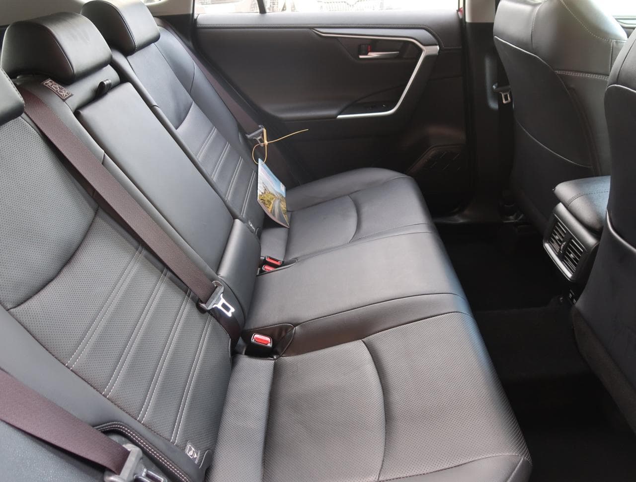 2019 Toyota RAV4 - 26