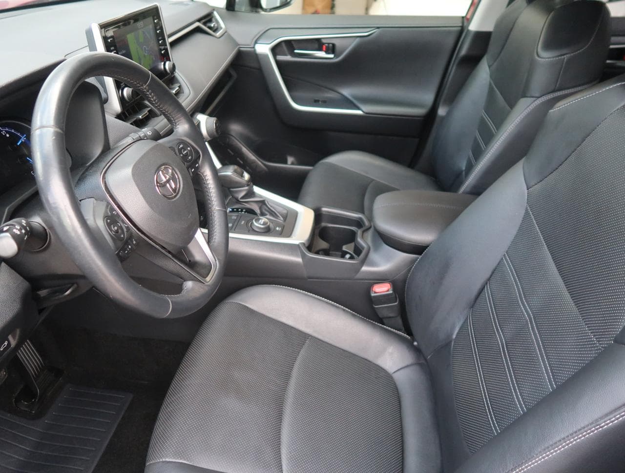 2019 Toyota RAV4 - 35
