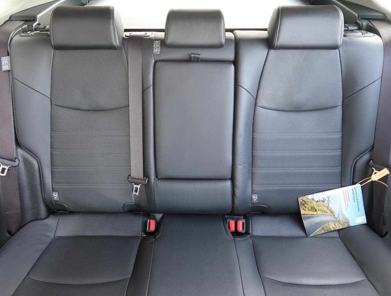 2019 Toyota RAV4 - 29
