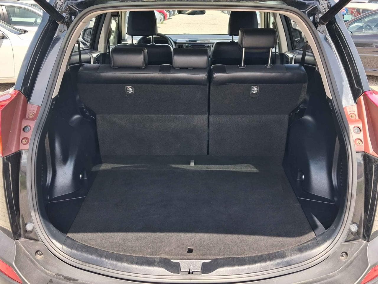 2014 Toyota RAV4 - 7