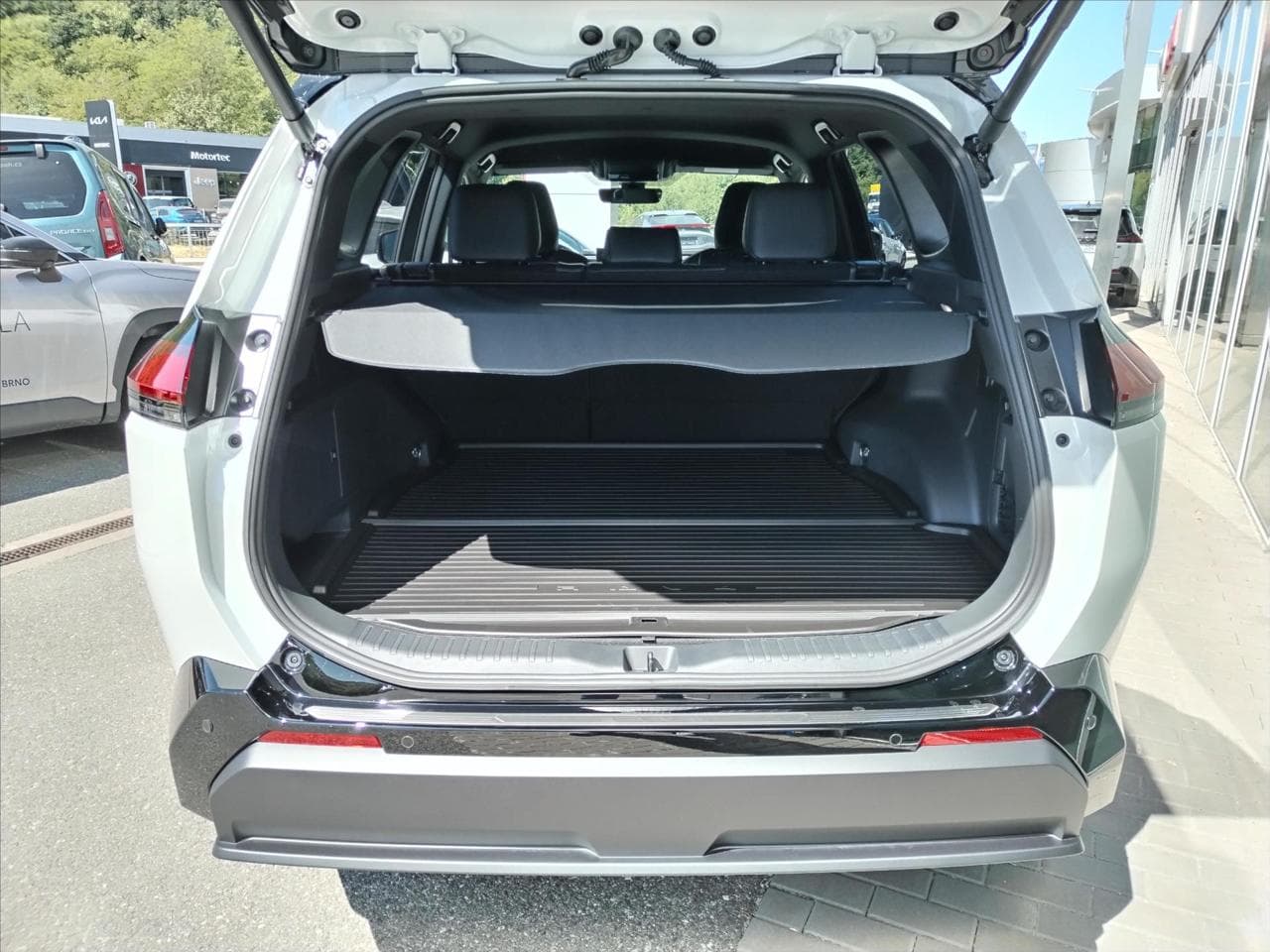 2026 Toyota RAV4 - 9