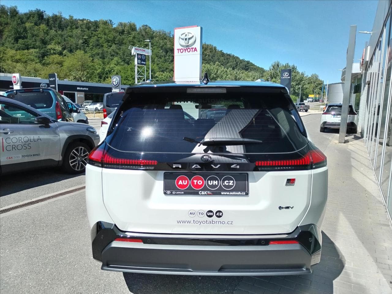 2026 Toyota RAV4 - 8
