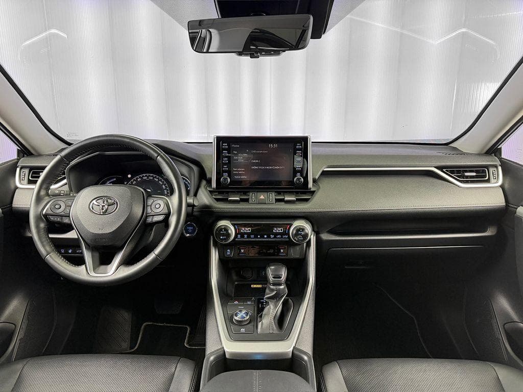 2022 Toyota RAV4 - 18