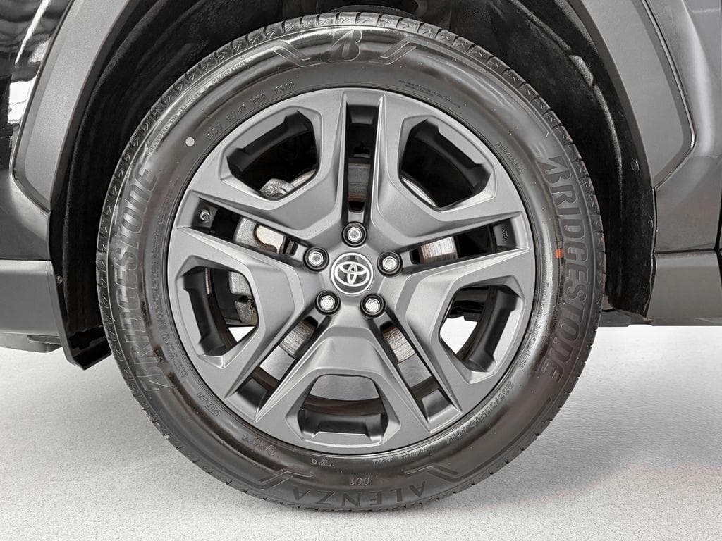 2022 Toyota RAV4 - 17