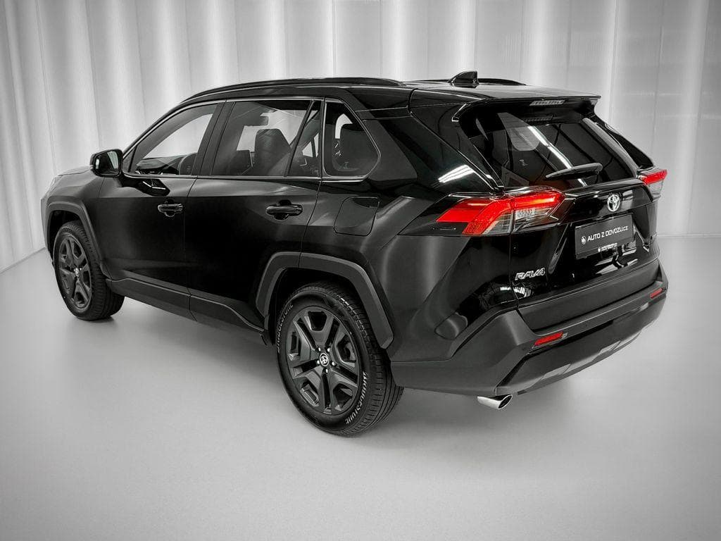 2022 Toyota RAV4 - 9