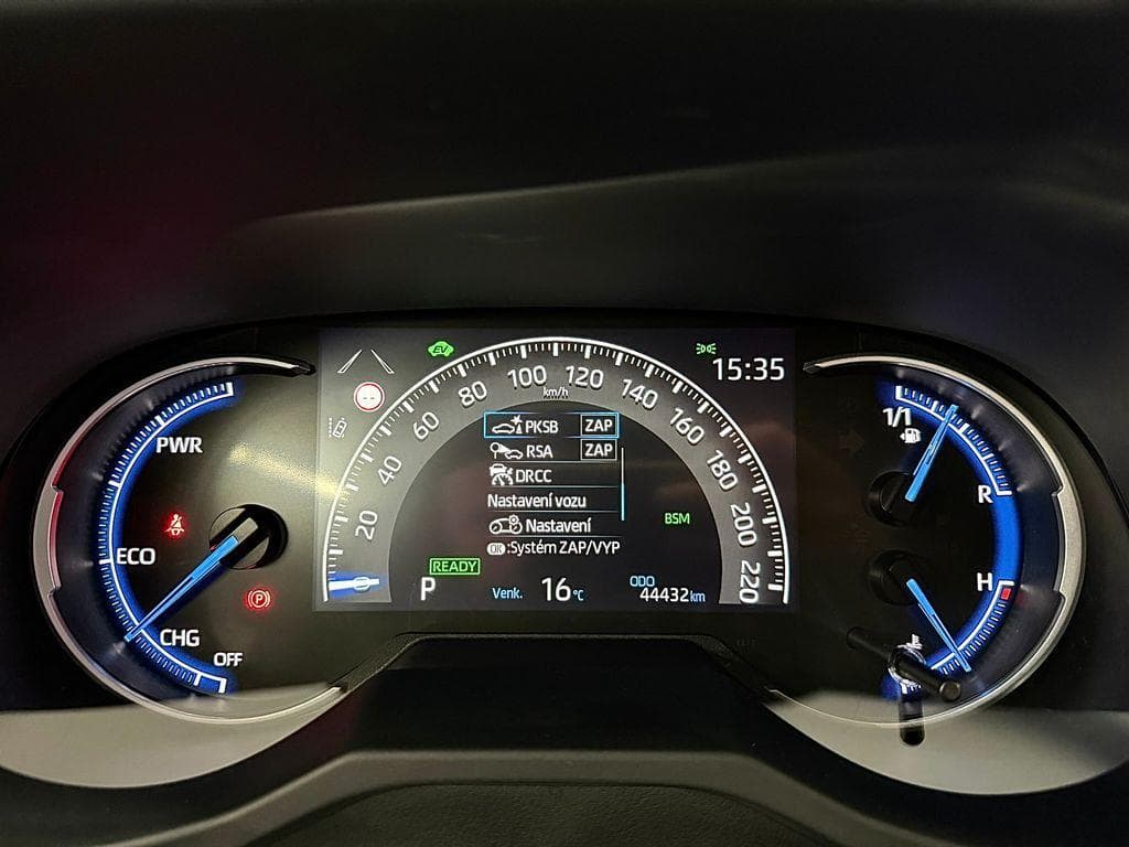 2022 Toyota RAV4 - 33