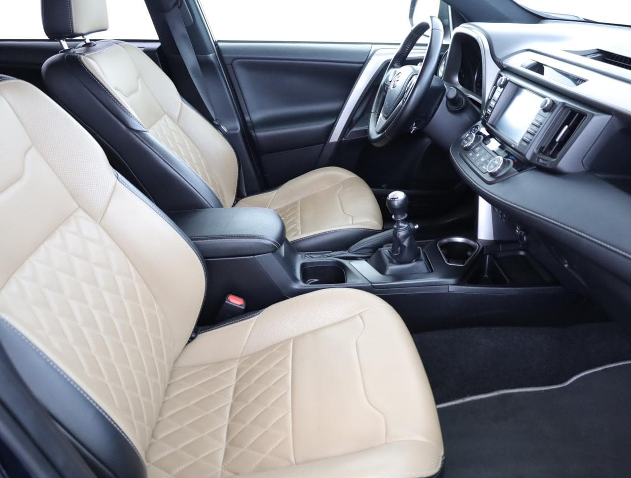 2017 Toyota RAV4 - 19