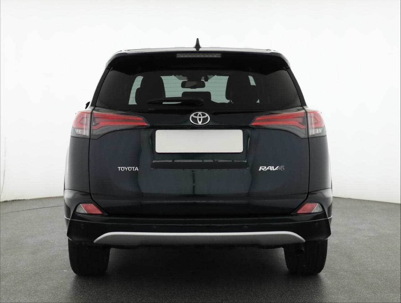 2017 Toyota RAV4 - 11