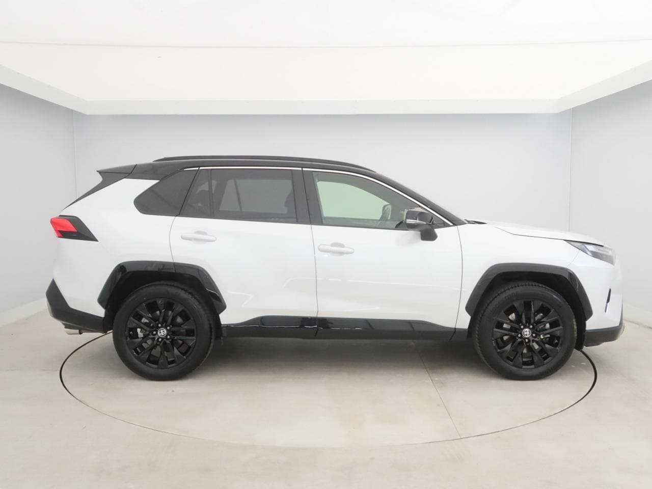 2023 Toyota RAV4 - 8