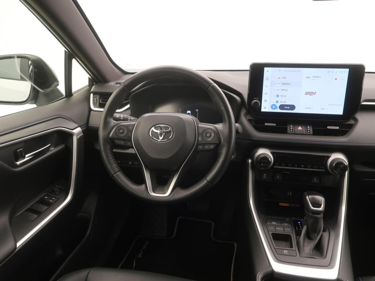 2023 Toyota RAV4 - 9