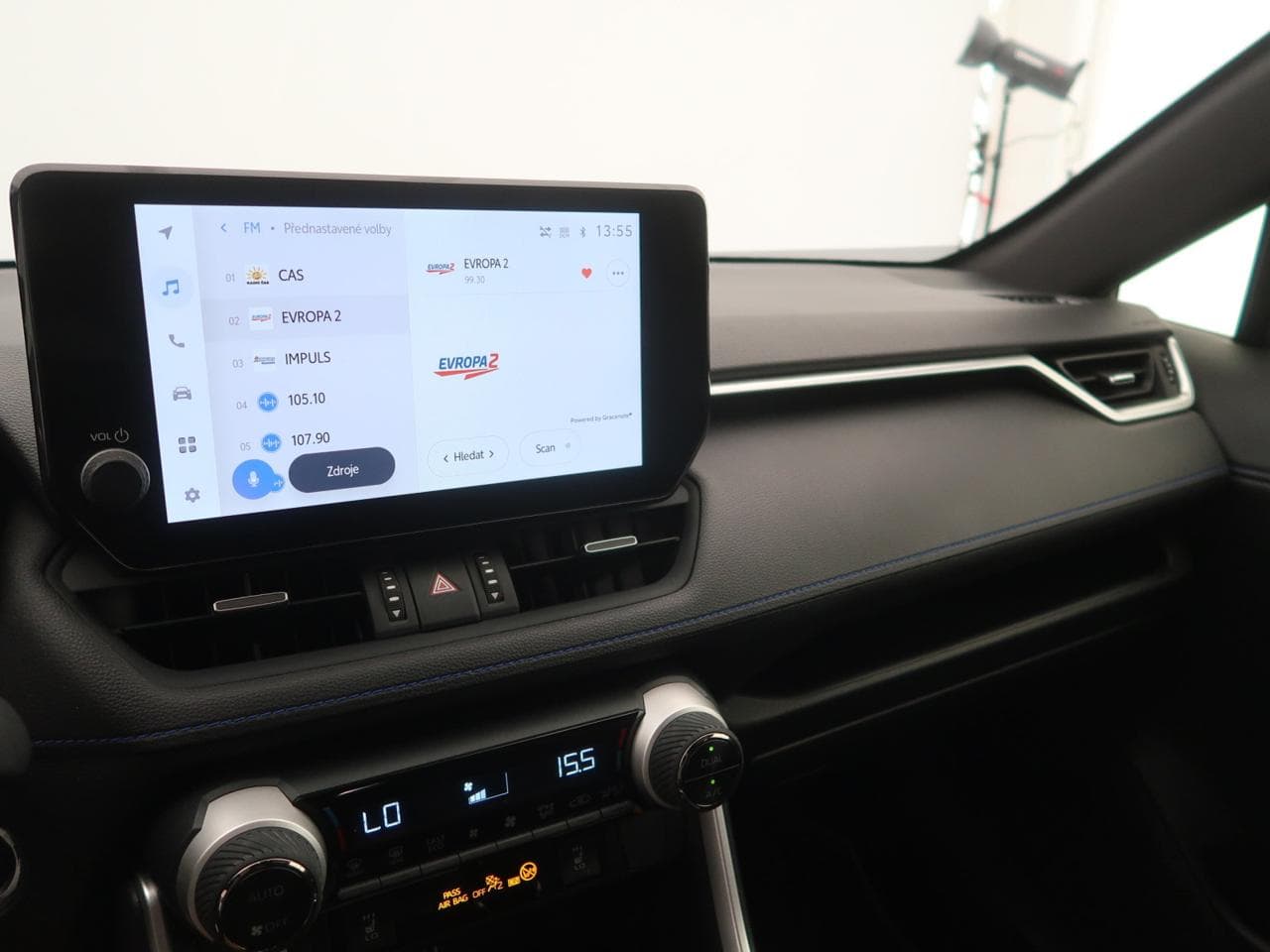2023 Toyota RAV4 - 18
