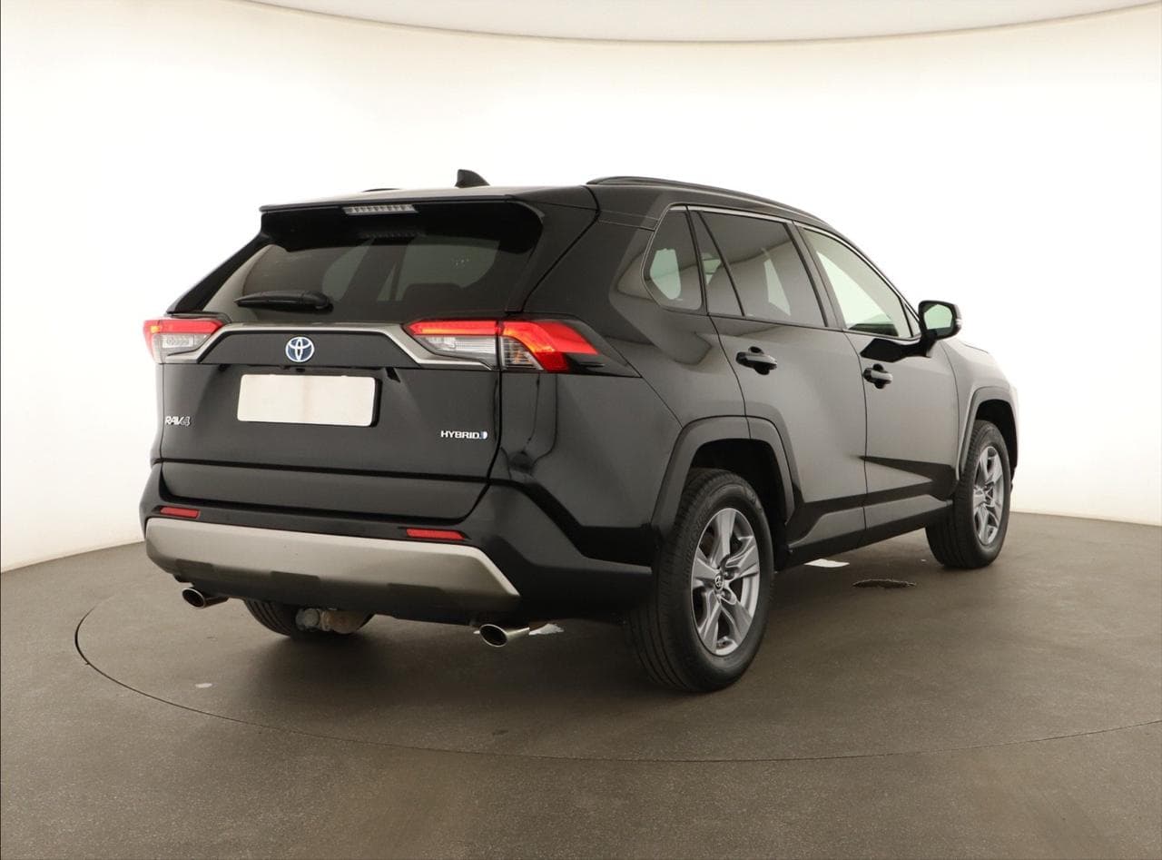 2023 Toyota RAV4 - 7