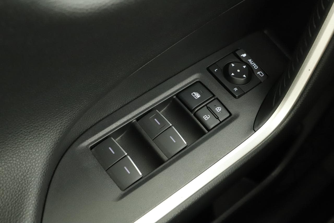 2023 Toyota RAV4 - 19