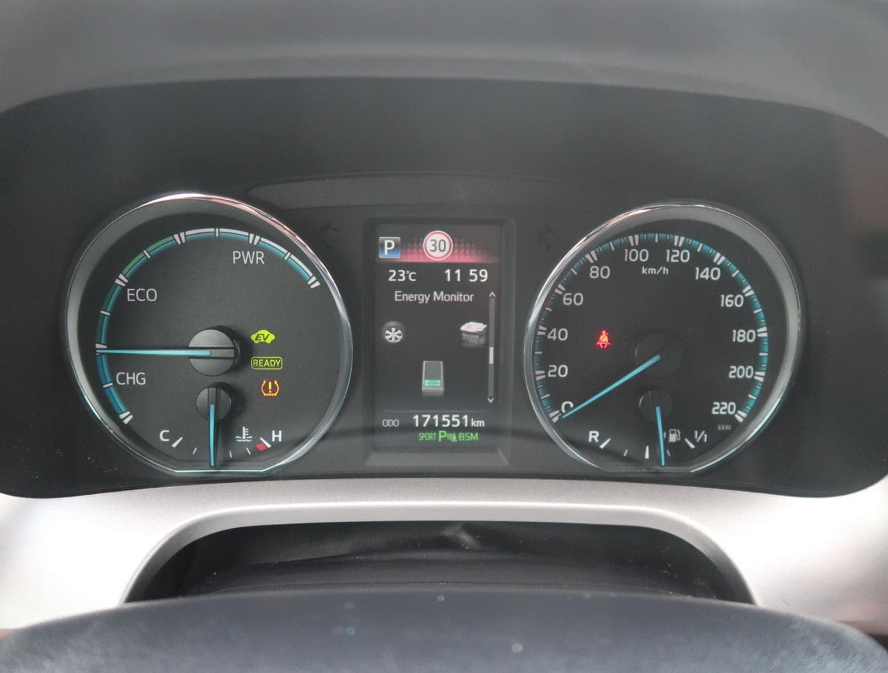 2017 Toyota RAV4 - 17