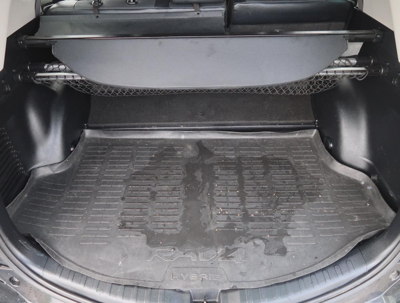 2017 Toyota RAV4 - 19