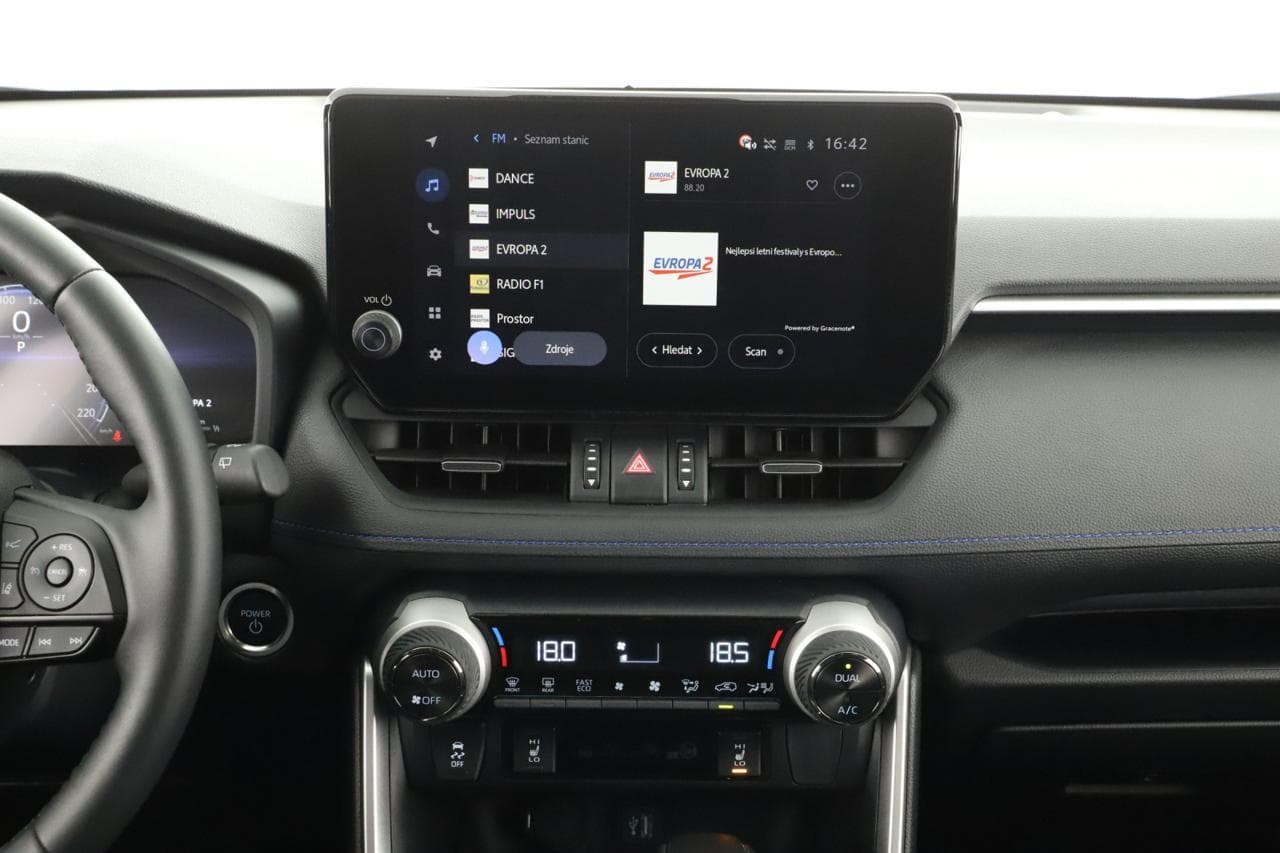 2025 Toyota RAV4 - 17