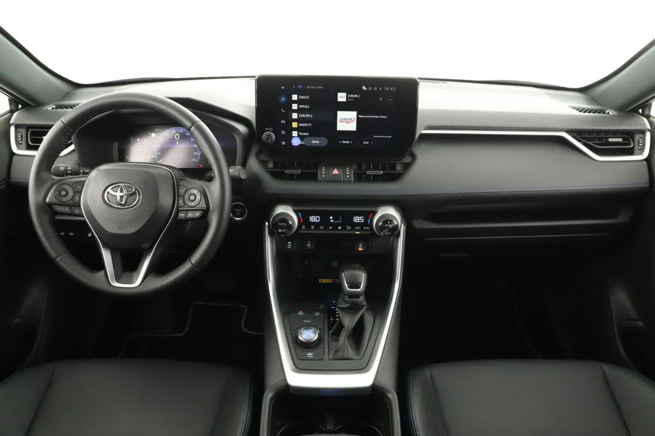 2025 Toyota RAV4 - 9