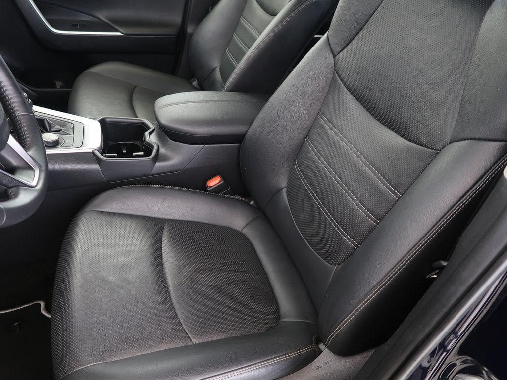 2023 Toyota RAV4 - 9