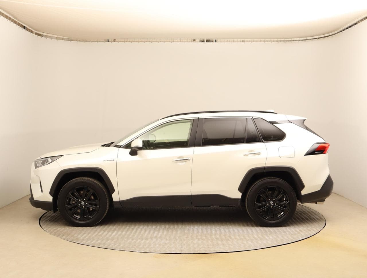 2021 Toyota RAV4 - 4