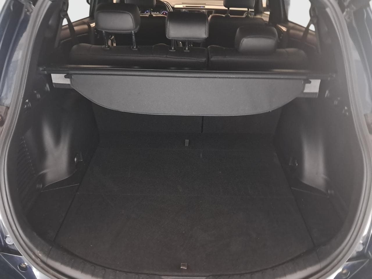 2018 Toyota RAV4 - 19