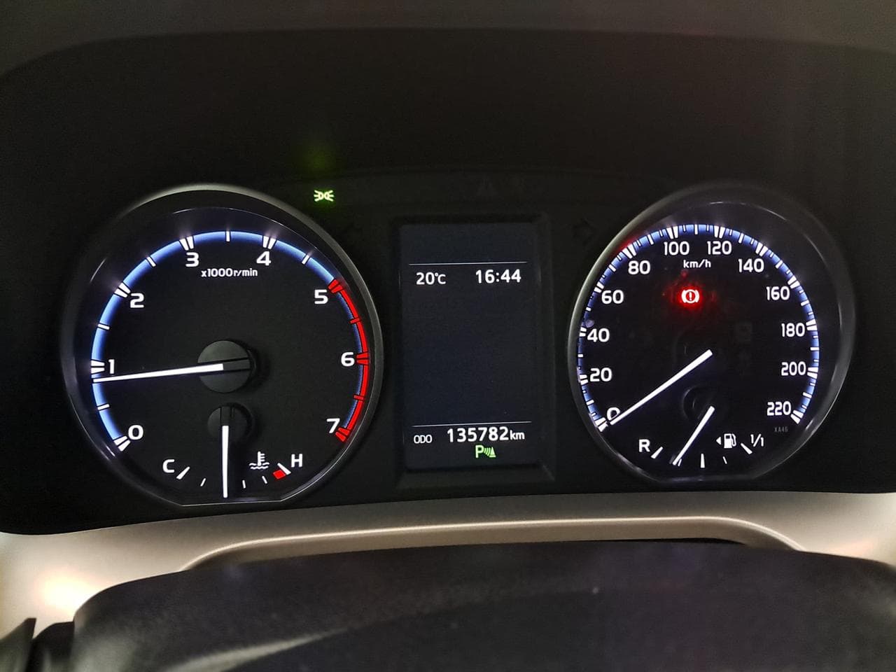 2018 Toyota RAV4 - 16