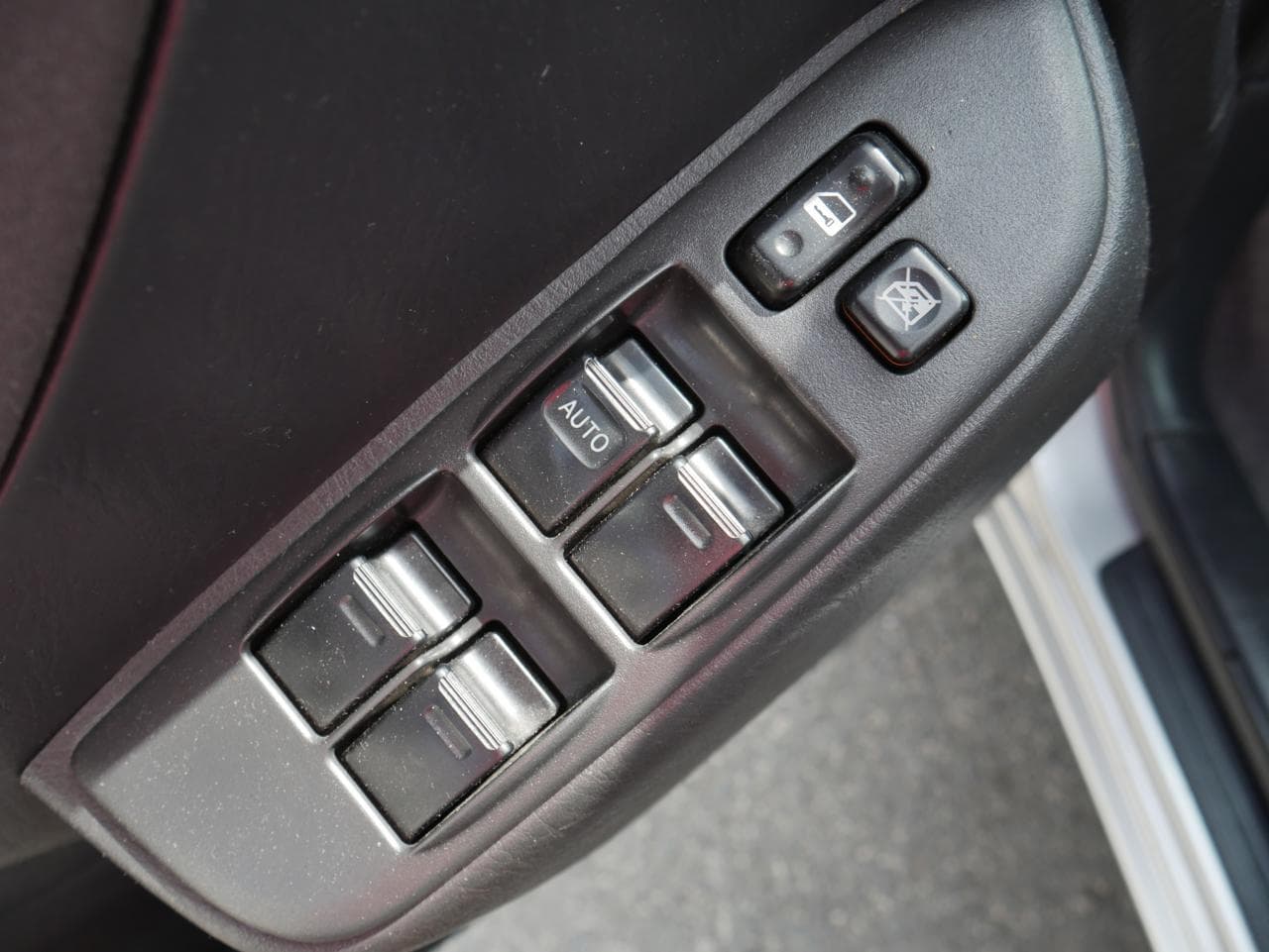 2005 Toyota RAV4 - 12
