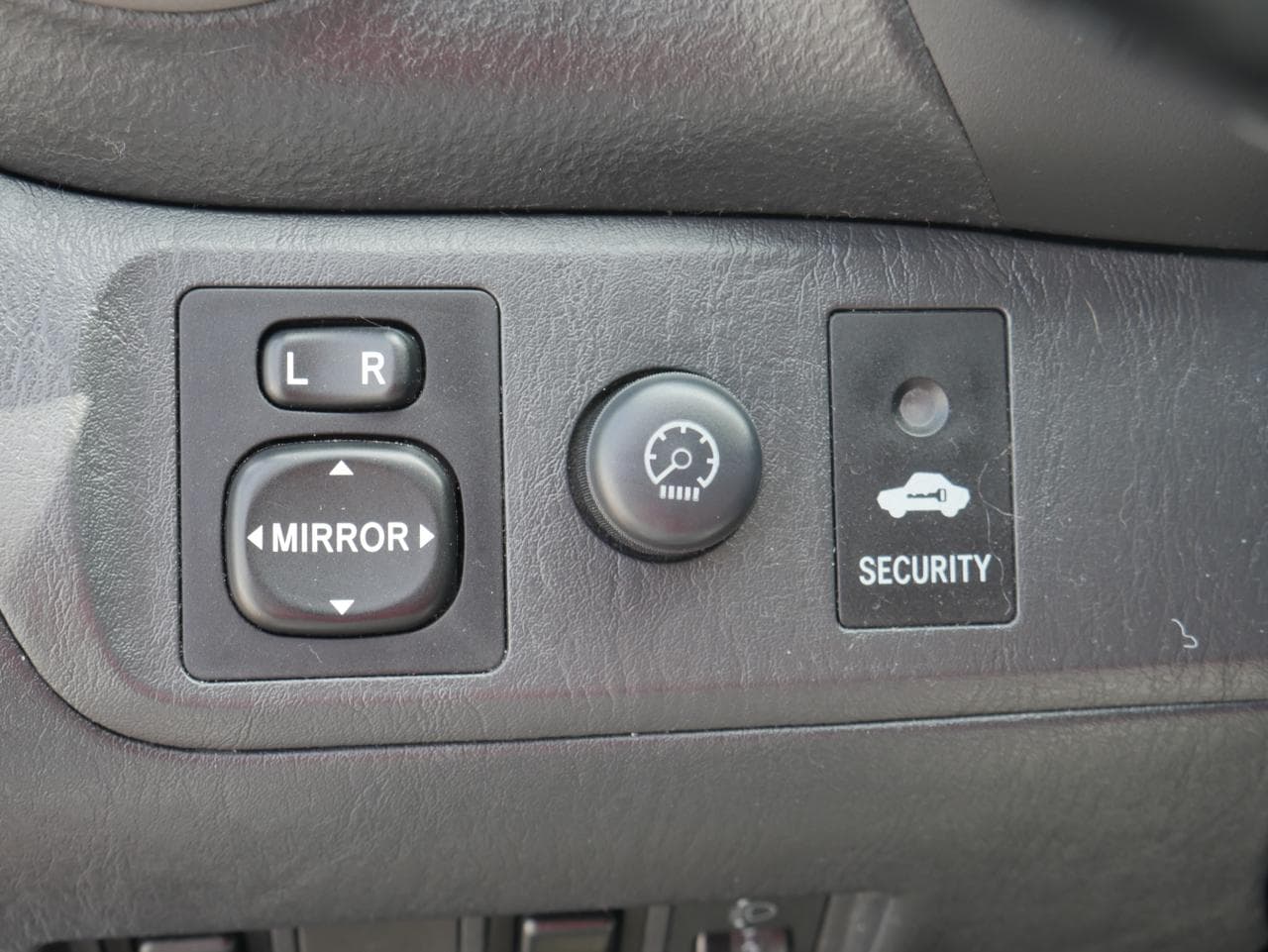 2005 Toyota RAV4 - 13