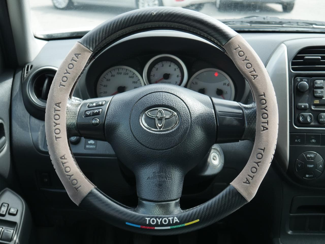 2005 Toyota RAV4 - 15