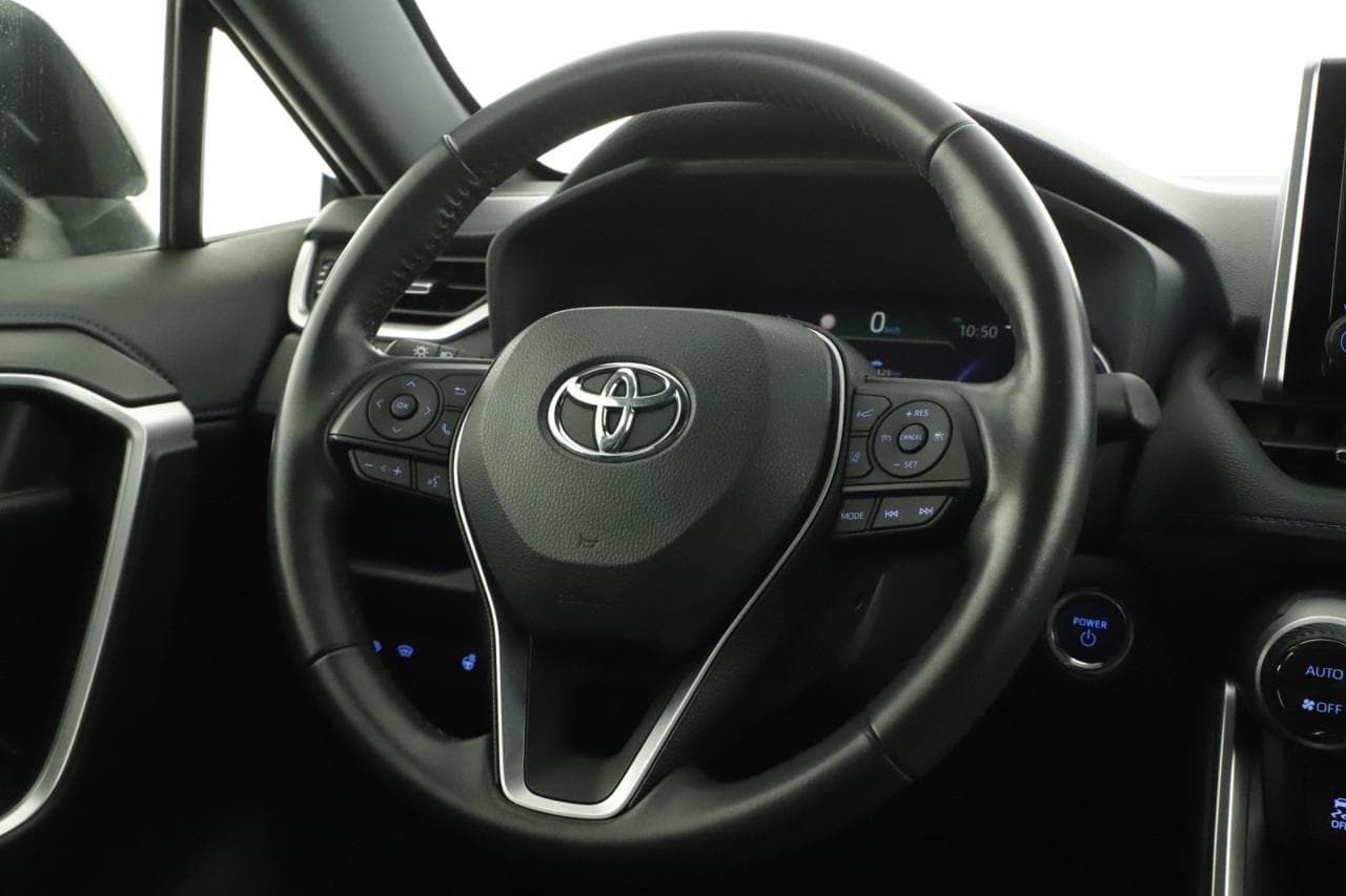 2020 Toyota RAV4 - 14