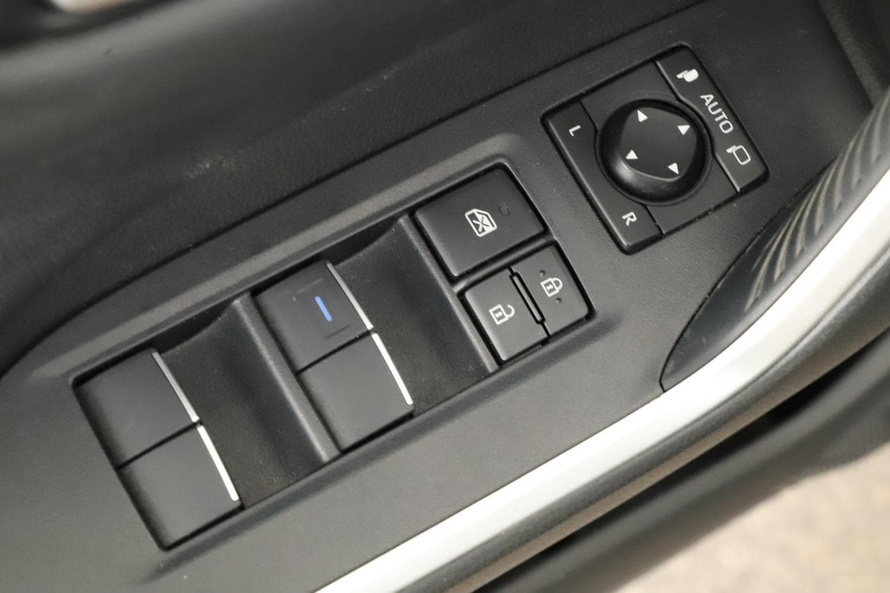 2020 Toyota RAV4 - 15