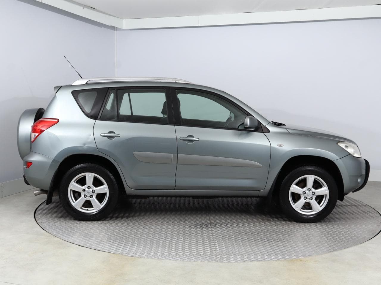 2007 Toyota RAV4 - 8