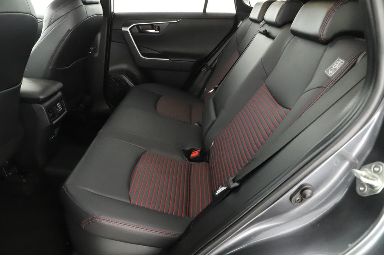 2022 Toyota RAV4 - 12