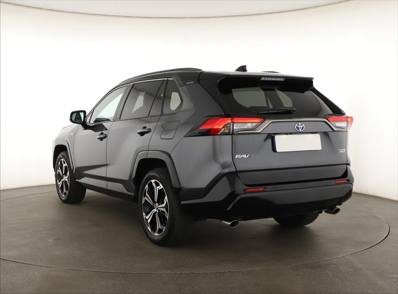 2022 Toyota RAV4 - 5