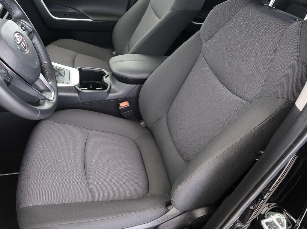 2022 Toyota RAV4 - 9