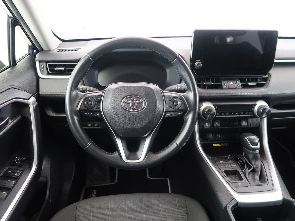 2022 Toyota RAV4 - 16