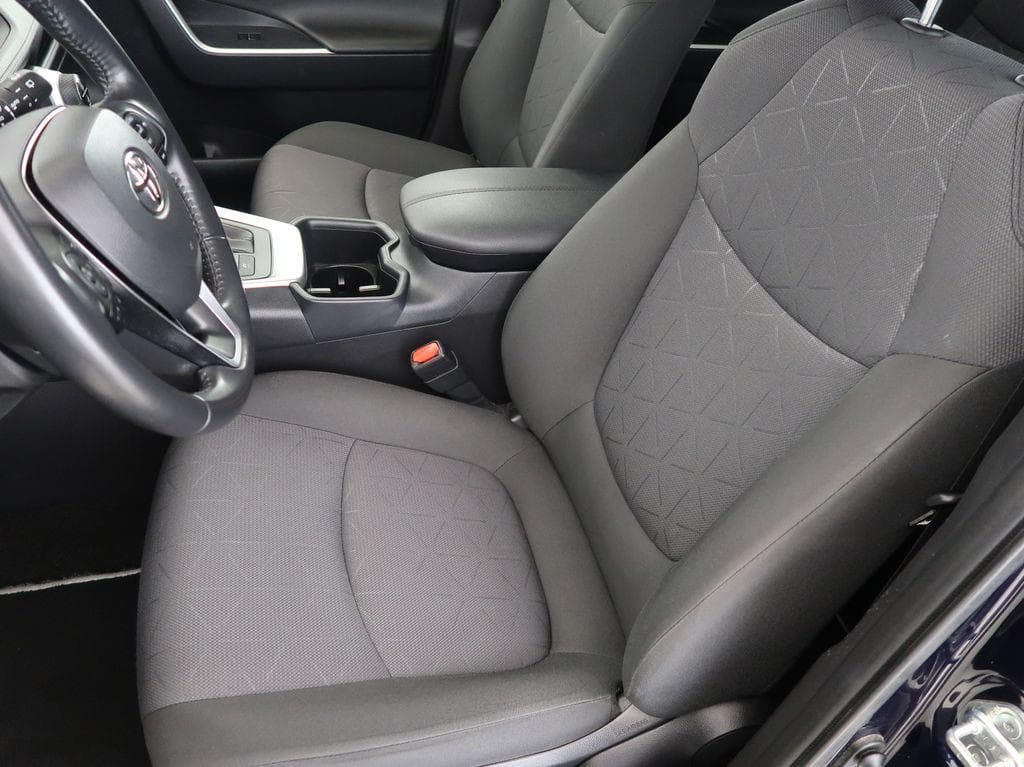 2022 Toyota RAV4 - 9